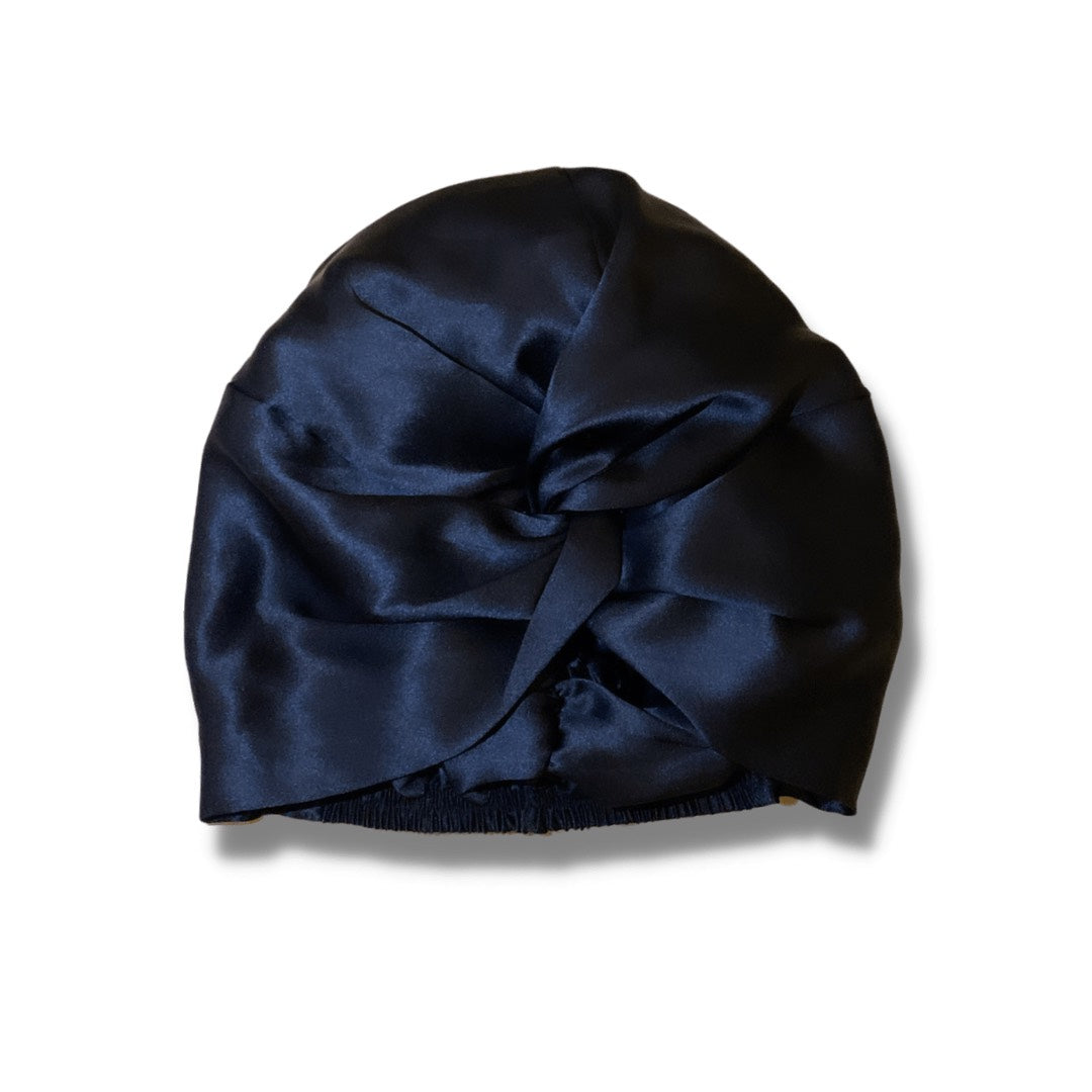 Vente en ligne d'accessoires cheveux pour femme, turban pour femme 100% en soie et bonnet de nuit pour protéger les cheveux des frictions. le turban en soie est le meilleur allié des cheveux bouclés et afro.